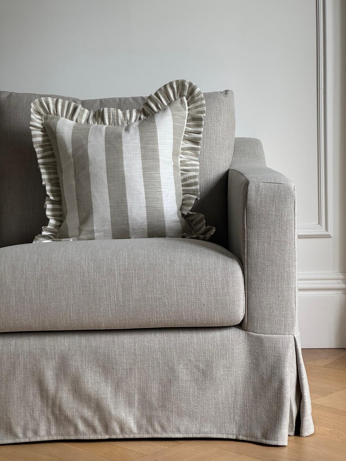 Eden Sofa - True Linen