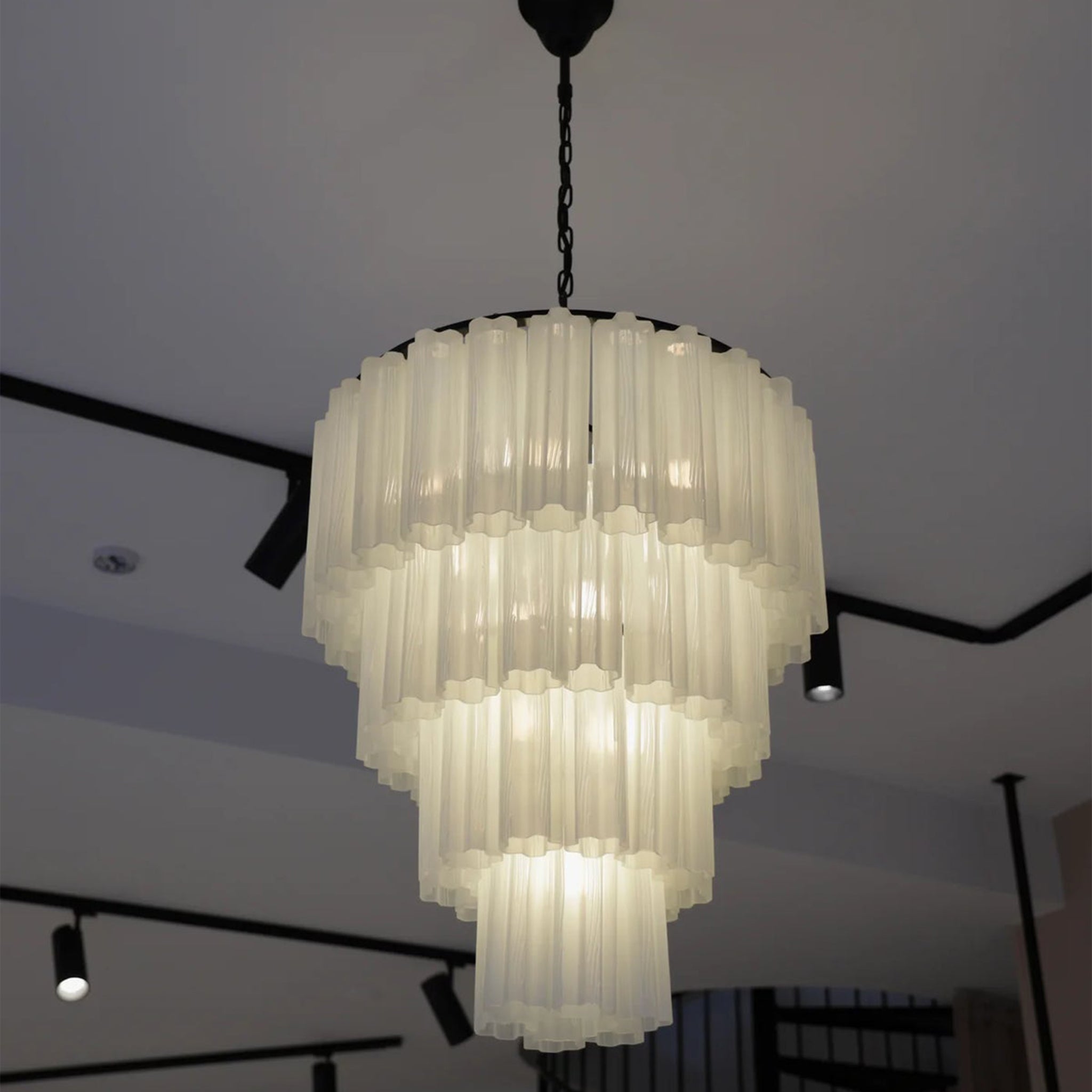 Fontaine Chandelier 4 Layer - black