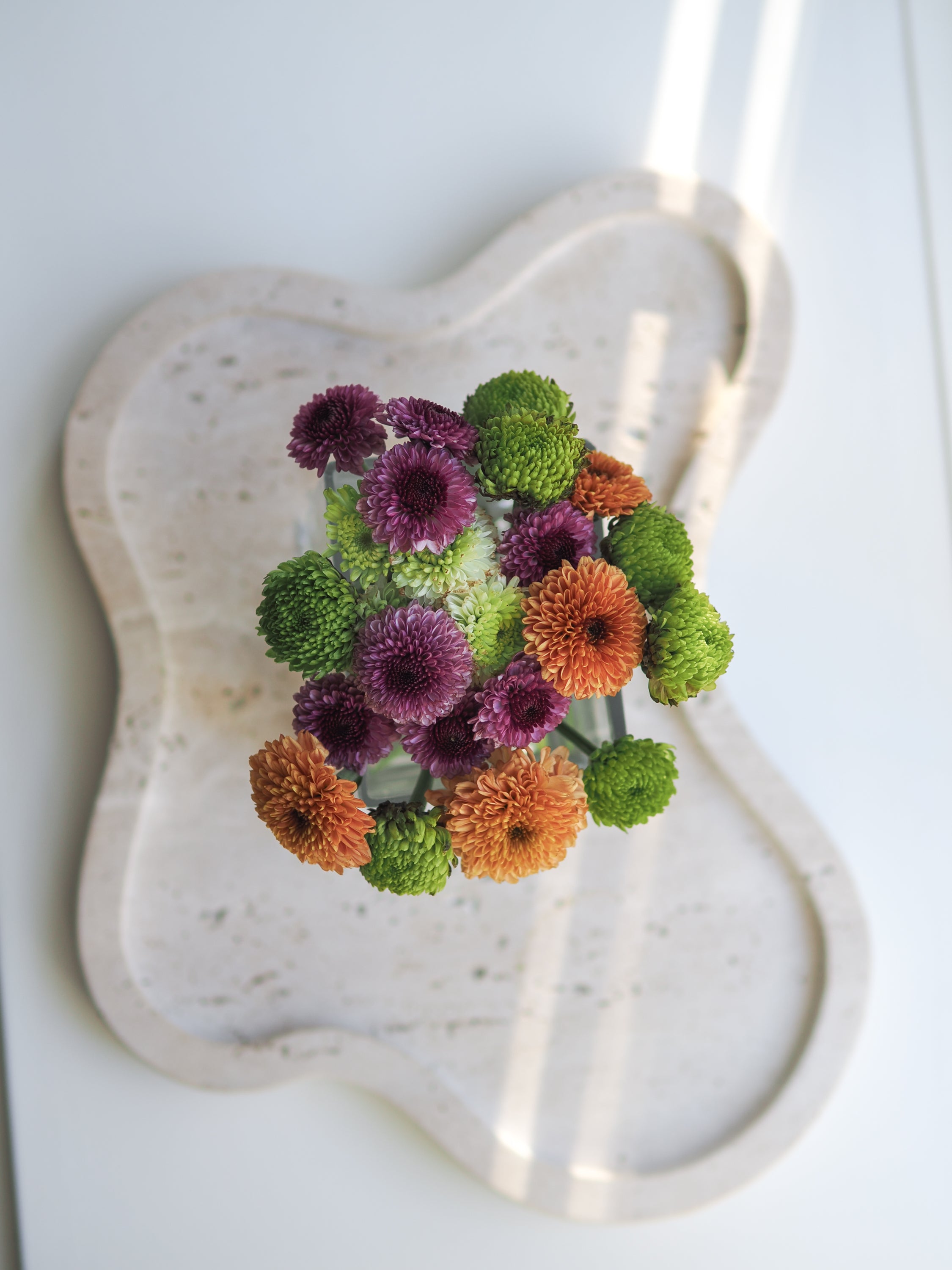 Fleur travertine tray